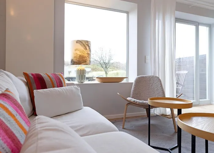 Fiftyfour Loft * List